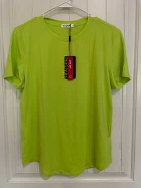 Pinspark neon green medium 40 SPF sun protection tshirt NWT
